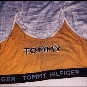 tommy hilfiger crop top